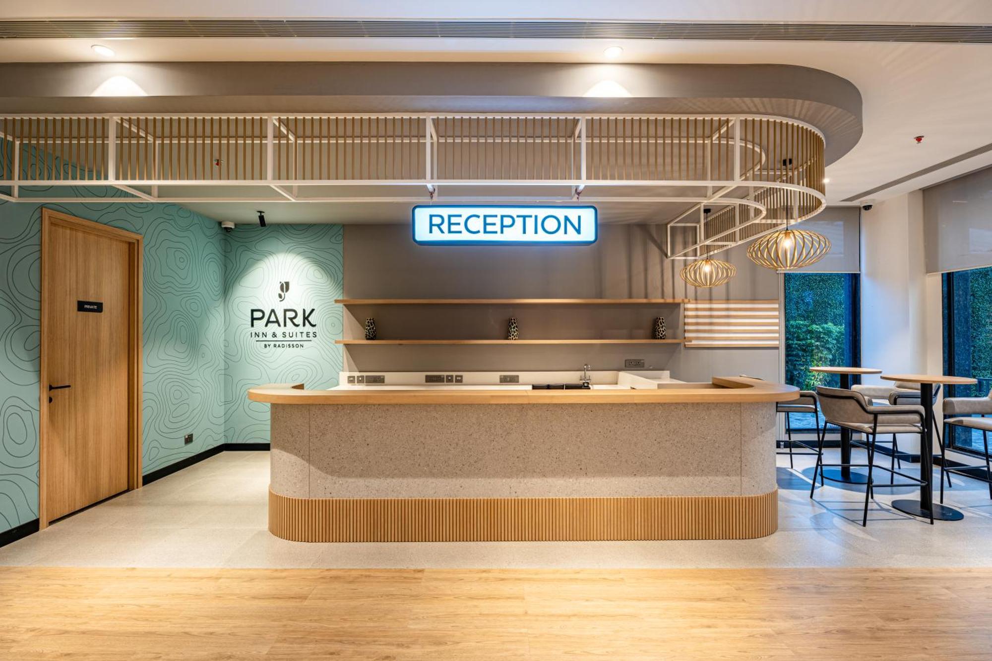 Park Inn & Suites By Radisson Thrissur East Fort ภายนอก รูปภาพ