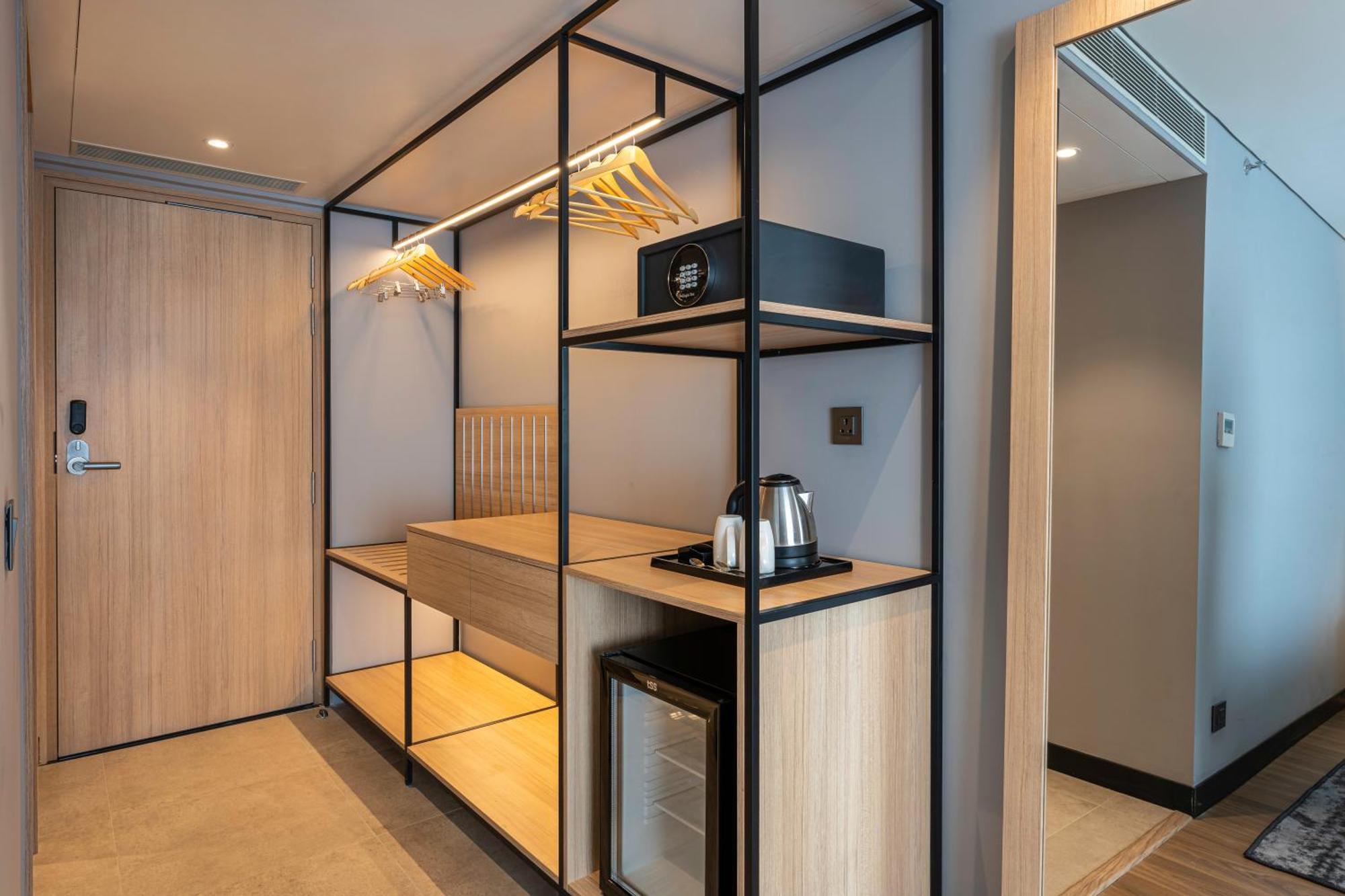 Park Inn & Suites By Radisson Thrissur East Fort ภายนอก รูปภาพ